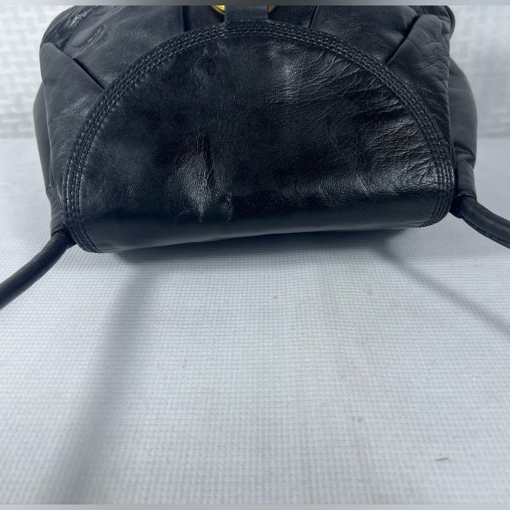 Vintage Loewe Black Leather Shoulder Bag with Embossed Anagram & Gold Ring - Picture 7 of 14